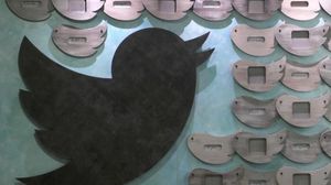 ميدل إيست آي: السعودية اخترقت "تويتر" بالرشاوى وساعة ذهبية- أ ف ب