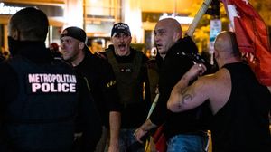 أنصار ترامب اعتدوا على الشرطة خلال احتجاجاتهم- جيتي