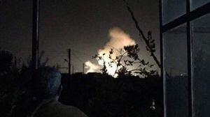 انفجارات كبيرة نتيجة القصف على أهداف في المنطقتين- تويتر