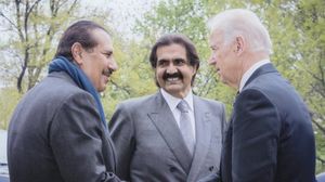 حمد بن جاسم مع أمير قطر السابق برفقة بايدن في البيت الأبيض- انستغرام
