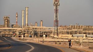 عقود النفط الآجلة قلصت خسائرها بعد إعلان السعودية أن المملكة لا تبحث زيادة إنتاج أوبك+ - جيتي