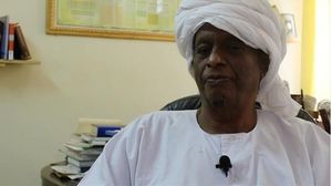 حسن مكي: السودان ليس معزولا عن محيطه العالمي أو الإقليمي فالعالم كله يمر بأزمة قيادة