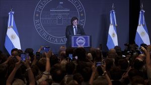 فاز ميلي بالرئاسة الأرجنتينية بنسبة تأييد 55.82 بالمئة من الناخبين- الأناضول 