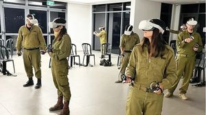 جنود إسرائيليون يعيشون مع الواقع الافتراضي- "معاريف"