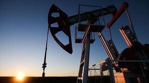 اتفق أعضاء "أوبك+" بقيادة السعودية وروسيا يوم الأحد على تمديد الخفض الطوعي لإنتاج النفط 2.2 مليون برميل يوميا في الربع الثاني من العام- جيتي