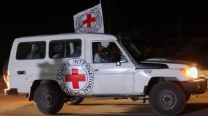 الصليب الأحمر تولى عملية تبادل الأسرى الأولى- جيتي