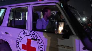 الصليب الأحمر يتهم بالتواطؤ مع جيش الاحتلال - جيتي