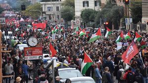 مستنكرين دعم الحكومة الإيطالية لإسرائيل في هجماتها على غزة- الأناضول