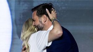 أرملة كيرك قالت إن نائب ترامب يشبه زوجها تشارلي- جيتي