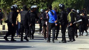 اعتقلت السلطات المصرية 1347 طالبا منذ 3 يوليو الماضي - الأناضول