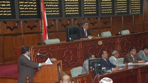 عجز الموازنة العامة للعام 2014م حوالي 700 مليار ريال يمني - (أرشيفية)