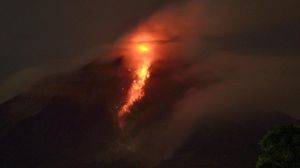 صورة التقطت في 30 كانون الاول/يسمبر لحمم بركان سينابونغ - أ ف ب