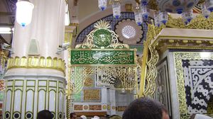  المشروع هو زيارة المسجد النبوي ويستحب حينها زيارة مسجد قباء خاصة - أ ف ب