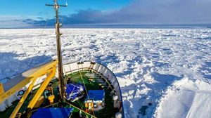 سفينة روسية تقطعت بها السبل بالقطب الجنوبي منذ أيام (أرشيفية) - ا ف ب