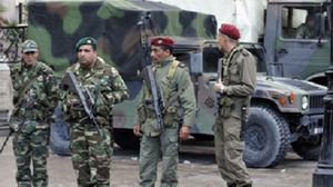 قوات تونسية متمركزة قرب الحدود الليبية - ا ف ب