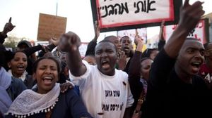 محتجون من المهاجرين الأفارقة غير الشرعيين في إسرائيل - أرشيفية
