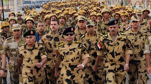 دراسات تؤكد أن الجيش يستحوذ على نسبة كبيرة من الاقتصاد المصري - ارشيفية