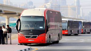 حافلات واي فاي مزودة بوسائل تكنولوجية حديثة بالقاهرة - ا ف ب