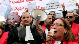 مظاهرة تونسية تدعم استقلال القضاة (أرشيفية) - ا ف ب