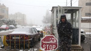 شوارع عمان خاوية على عروشها بسبب الثلوج - الأناضول