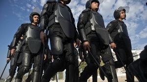 مصر اعتقلت نحو 500 طالب تركستاني يدرسون في الأزهر تمهيدا لترحيلهم إلى بلادهم- أ ف ب