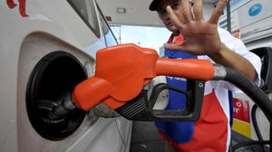 سيرتفع سعر لتر البنزين 95 أوكتين إلى 1.67 درهم (46 سنتا أمريكيا) في مطلع الشهر القادم - أرشيفية