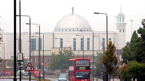 ديلي تلغراف: حكومة بريطانيا تستعين بأئمة المساجد لمواجهة التطرف - أرشيفية