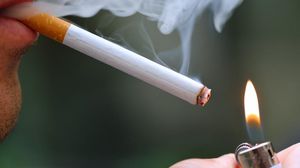 يودي التدخين بحياة 73 ألف شخص سنويا في فرنسا - أ ف ب