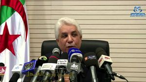 نهاية تموز/ يوليو الماضي أصدرت محكمة سيدي محمد بالعاصمة قرارا بمنع لوح من السفر- واج