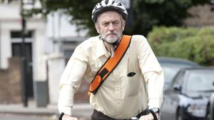 إندبندنت: حملة لشراء دراجة لكوربين تجمع 3 آلاف جنيه في 24 ساعة - أرشيفية
