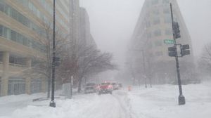 يتوقع خبراء الأرصاد الجوية أن تبلغ سماكة الثلوج 60 سنتيمترا في العاصمة واشنطن ـ أ ف ب