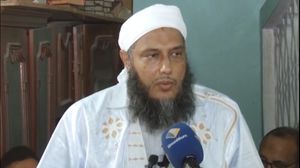 كانت السلطات الموريتانية أغلقت مركز تكوين العلماء الذي يرأسه الشيخ الدوو في 24 أيلول/ سبتمبر 2018