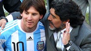 وانتقد مارادونا رؤساء الأندية الأرجنتينية الذين يرى أنهم لا يكترثون سوى للمال- أرشيفية