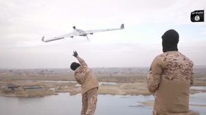 لحظة تسيير طائرة تابعة لتنظيم الدولة في الموصل- يوتيوب