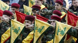 محلل روسي: يسعى حزب الله لتحقيق مصالحه وأهدافه المتعلقة بالمركزية الإدارية في سوريا- أ ف ب