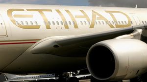 رحلة الاتحاد التي أعلنت البحرين اعتراضها من قبل قطر غير موجودة على مسار الطيران الدولي- جيتي