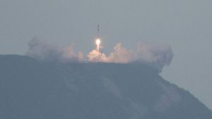 صورة ملتقطة في 25 ايار/مايو 2017 لإطلاق صاروخ لشركة "روكيت لاب" من نيوزيلندا