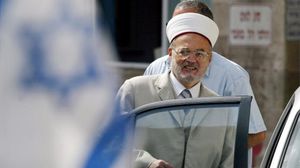 عبّر الشيخ عكرمة صبري عن رفضه لقرارات الاحتلال بالإبعاد عن المسجد الأقصى- جيتي