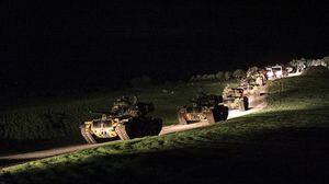 الجيش التركي أرسل مساء السبت تعزيزات عسكرية إضافية إلى الحدود السورية- الأناضول 
