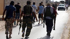 تتواجد عدة جماعات مسلحة وبينها جماعات متشددة مرتبطة بتنظيمي القاعدة والدولة في ليبيا ولا سيما في المناطق الصحراوية النائية- جيتي 