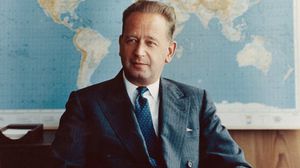 الأمين العام السابق للأمم المتحدة داغ همرشولد قتل بحادث تحطم طائرته عام 1961- الأوبزرفر