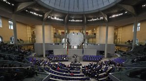 وسيناقش البرلمان الألماني مشروعي قانونين مرتبطين بدعم الاحتلال - جيتي 
