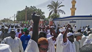 الخميس، أعلنت لجنة "أطباء السودان المركزية"، مقتل شخصين أحدهما طبيب والآخر طفل- جيتي
