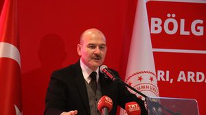 وزير داخلية تركيا قال إن حزب العمال يتاجر بالمخدرات والبشر والولايات المتحدة أقرت بذلك- الأناضول