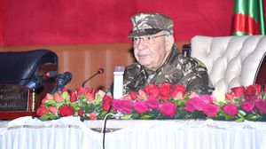 قال بأن الجيش سيمارس دوره في حماية سيادة البلاد وتأمين الانتخابات (موقع وزارة الدفاع الجزائرية)