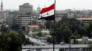 بدأت واشنطن منذ آذار/ مارس بإصدار حزم من العقوبات بموجب قانون "قيصر" لحماية المدنيين بسوريا- جيتي
