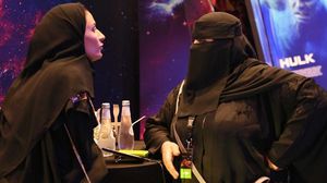 سيدات سعوديات في دار للسينما بالرياض- جيتي