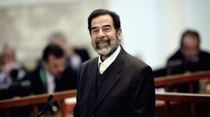 الشاعر الشعبي امتدح صدام وانتقد الأحزاب الحاكمة في العراق- جيتي 