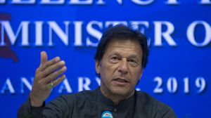 عمران خان أول رئيس وزراء تقال حكومته عبر حجب الثقة في تاريخ باكستان- الأناضول