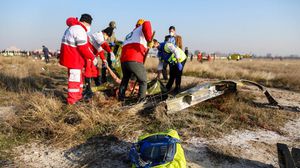 في 8 يناير الماضي سقطت طائرة ركاب أوكرانية في طهران بعد دقائق من إقلاعها ما أسفر عن مصرع 176 شخصا على متنها- جيتي